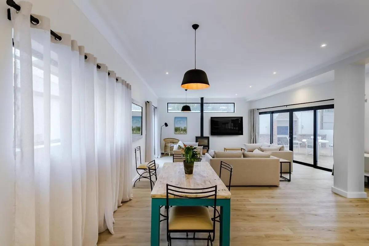 Apartment Beachfront 3 Bed With Bbq Area, Wi-Fi And Parking Hout Bay South Africa